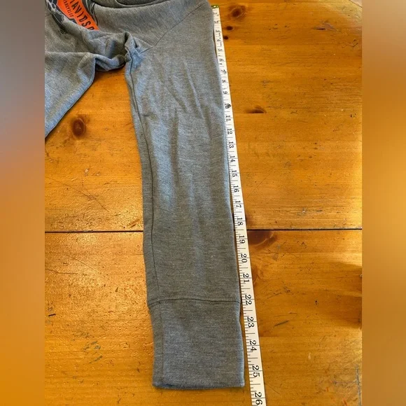 Harley-Davidson Gray and Orange Sweatshirt. - Picture 10 of 13